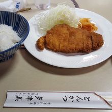 とんかつ 多津美