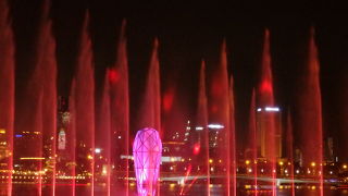 噴水と光のショー