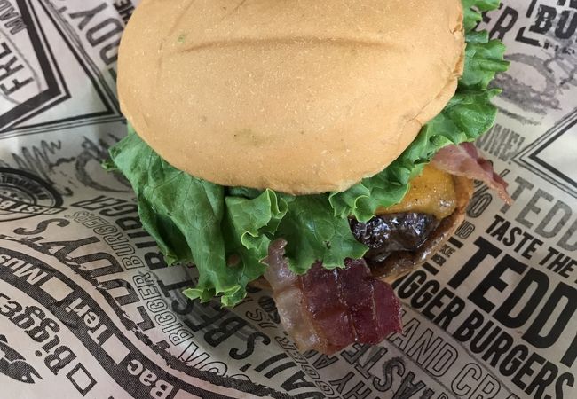 テディーズ ビガー バーガー ハレイワ店 クチコミ アクセス 営業時間 オアフ島 フォートラベル テディーズ ビガー バーガー ハレイワ店 クチコミ アクセス 営業時間 オアフ島 フォートラベル