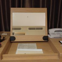 机の取っ手を上げたらメイクミラー