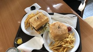 安心感のあるハンバーガー！また食べたくなる！