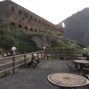 歴史感じる天空の城、十三層遺跡