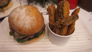 ハンバーガーチェーン店