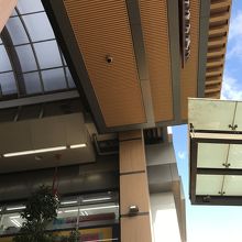 入ってすぐの入口