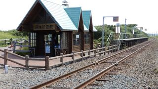 絵本に出てくるような可愛らしい駅