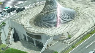 名駅前のロータリー