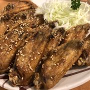 新幹線からすぐ近くにある名古屋名物手羽先の唐揚げ