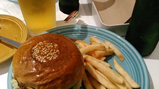 絶品ハンバーガーの店