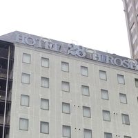 周囲に背の高いビルがあって隠れてします。