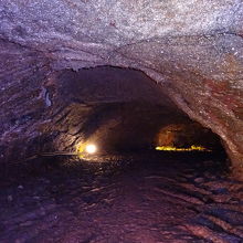 天井がかなり低い場所あり