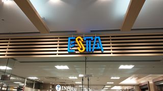 地下の食品街が充実