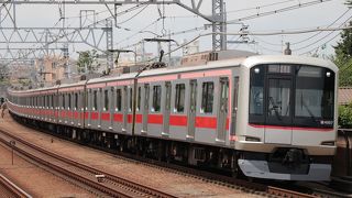 ８、１０両編成があります