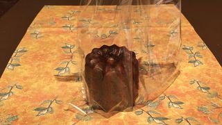 ザ・ナインのカヌレ