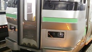 2018年５月３日の札幌20時25分発快速エアポート新千歳空港行きの様子     