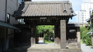 台所を守る神が祀られています