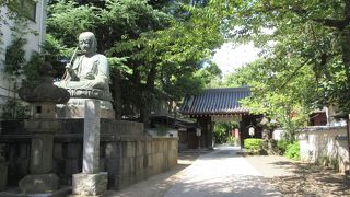 品川で最も古い寺です