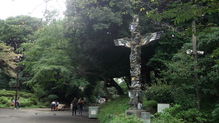 上野公園のトーテムポール