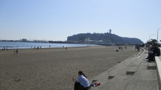 ポカンと江ノ島と富士山を眺めノンビリと過ごせます