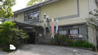 レトロな資料館だが見ごたえあり