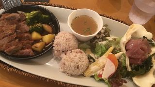 タカシマヤでハワイアンレストラン