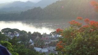 階段がヤバいです。