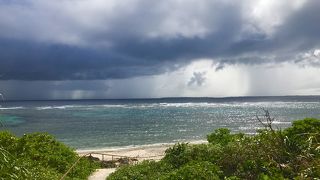 透明度抜群の海