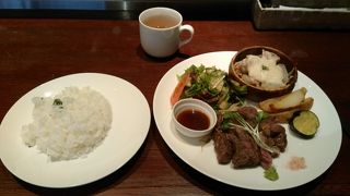 肉料理 &寿司酒場 MANRUI 四谷店