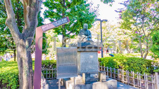 ここを訪れる観光客は多くはなく、静かにのんびり散策できておススメです。