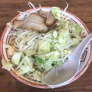 にんにくが効いた野菜たっぷりラーメン