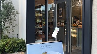 雰囲気の良いカフェ