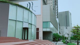 ホールで映画を見ました