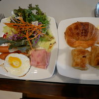 朝食ビュッフェ