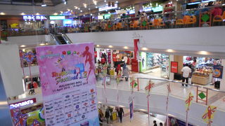 マリオボロ通りでお土産を探すときに。