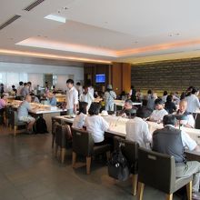 いつものように混んでいます