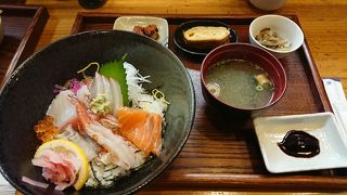 道の駅の中にある海鮮丼の店