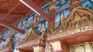 安宿街の由緒あるお寺