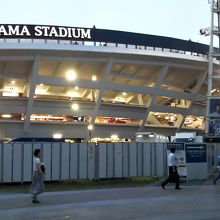横浜スタジアム