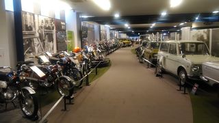 要予約、見学無料