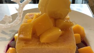 ボリュームたっぷりのスイーツでした。