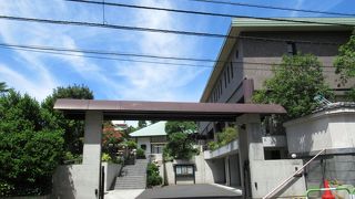 綺麗な境内で非常に整っている寺院では と思います