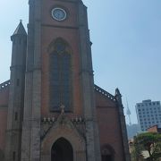明洞の歴史を見守る教会