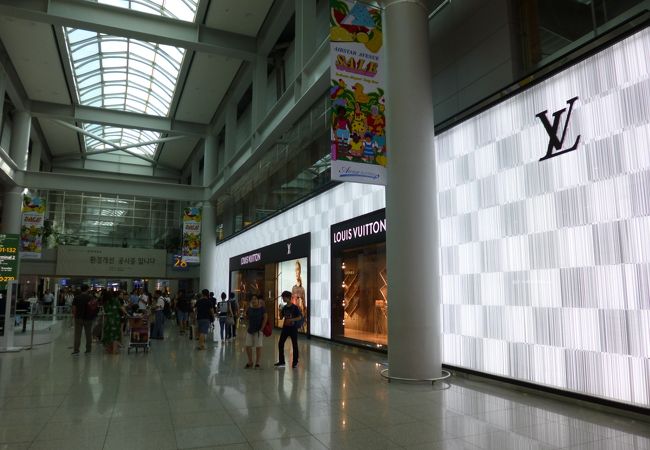 ルイ ヴィトン 仁川空港 新羅免税店 クチコミ アクセス 営業時間 仁川 フォートラベル