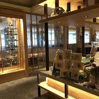 レストランは改装済みです。とても綺麗