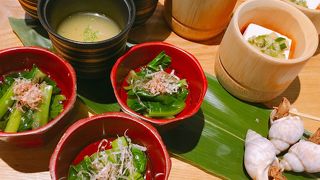 上品な居酒屋さん