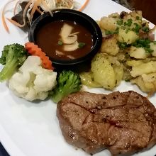 値段から想像つかない、、、