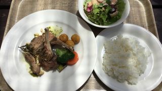 食事は地ビールとともに！