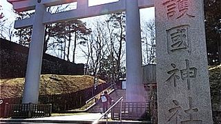 仙台城址と共に