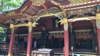 こんな都会に素敵な神社が…