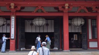 本尊毘沙門天の出現は、寅の月、寅の日、寅の刻