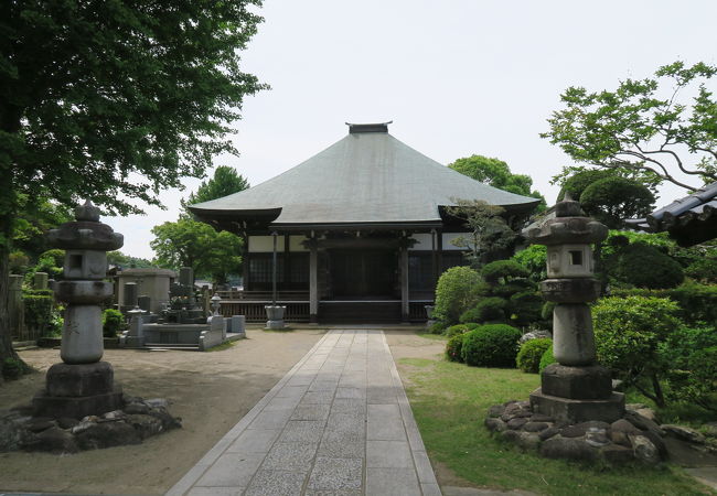 綺麗に整備されたお寺さん